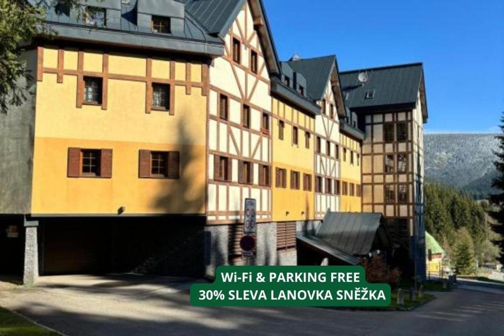 Apartman Petra Clinic Javor 派克波特斯耐兹库 外观 照片